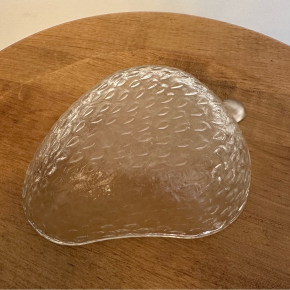 Vintage Strawberry Glass Trinket Candy Dish Textured Cottage Core Fruit Whimsy - Picture 7 of 12